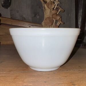 Pyrex White Mixing Bowl